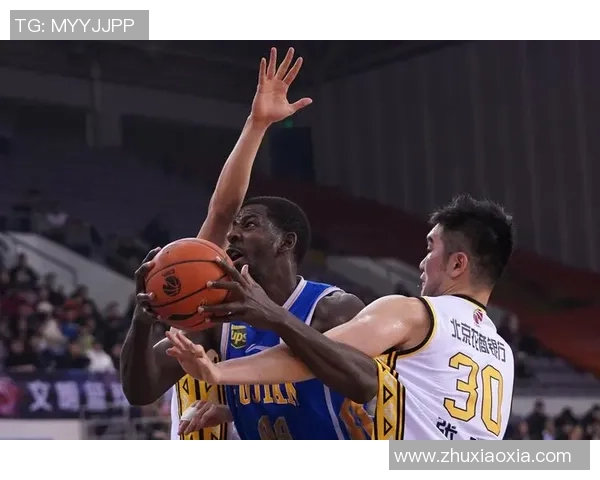 赛后分析：北京篮球队与武汉篮球队的比赛节奏与战术对比探讨